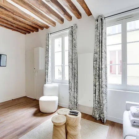 Appartamento Magnificent Cocoon In The Heart Of Marais *